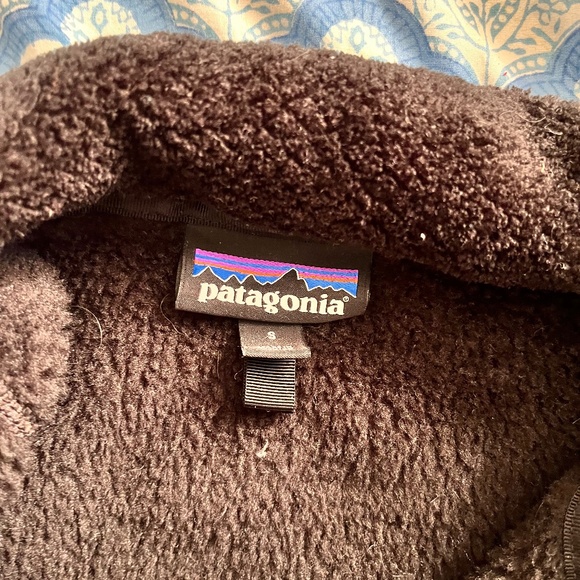 Patagonia Re-Tool Snap-T Pullover Fleece Classic Black Sm - Like new - Picture 2 of 3